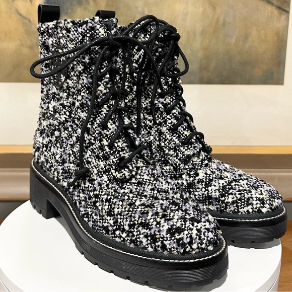 🌸TORY BURCH🌸 Miller Lug Sole Tweed & Leather Bootie In Black Size: 8.5 - Picture 5 of 8